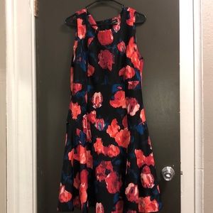 Ivanka Trump Floral Dress 🥵